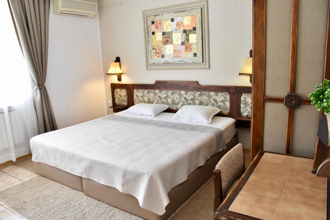 Family Hotel Apolonia Sozopol Esterno foto