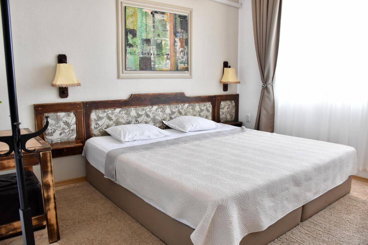 Family Hotel Apolonia Sozopol Esterno foto