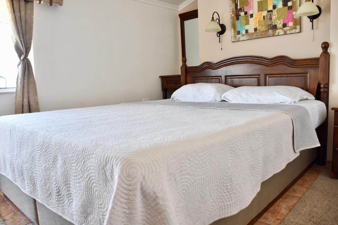 Family Hotel Apolonia Sozopol Esterno foto
