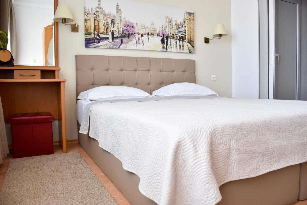 Family Hotel Apolonia Sozopol Esterno foto